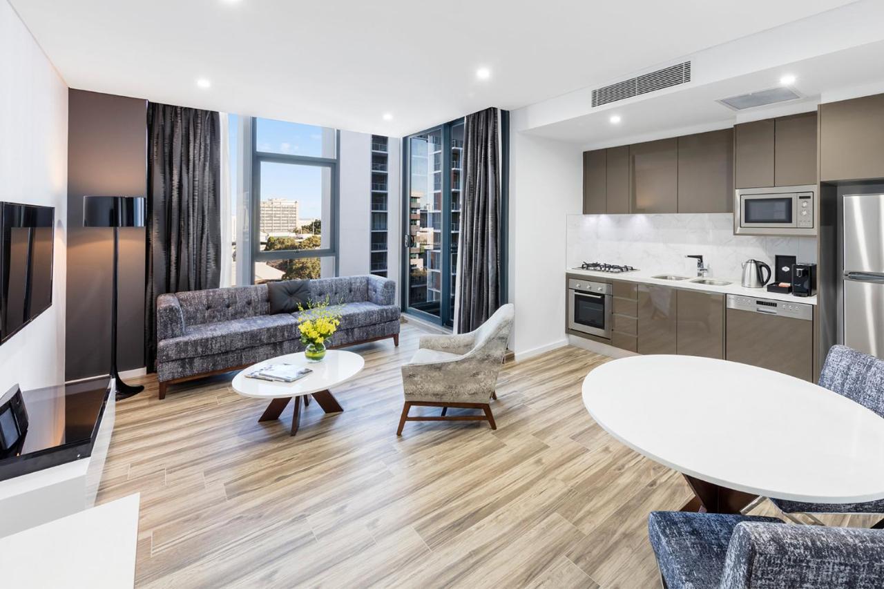 סידני Meriton Suites Mascot Central מראה חיצוני תמונה