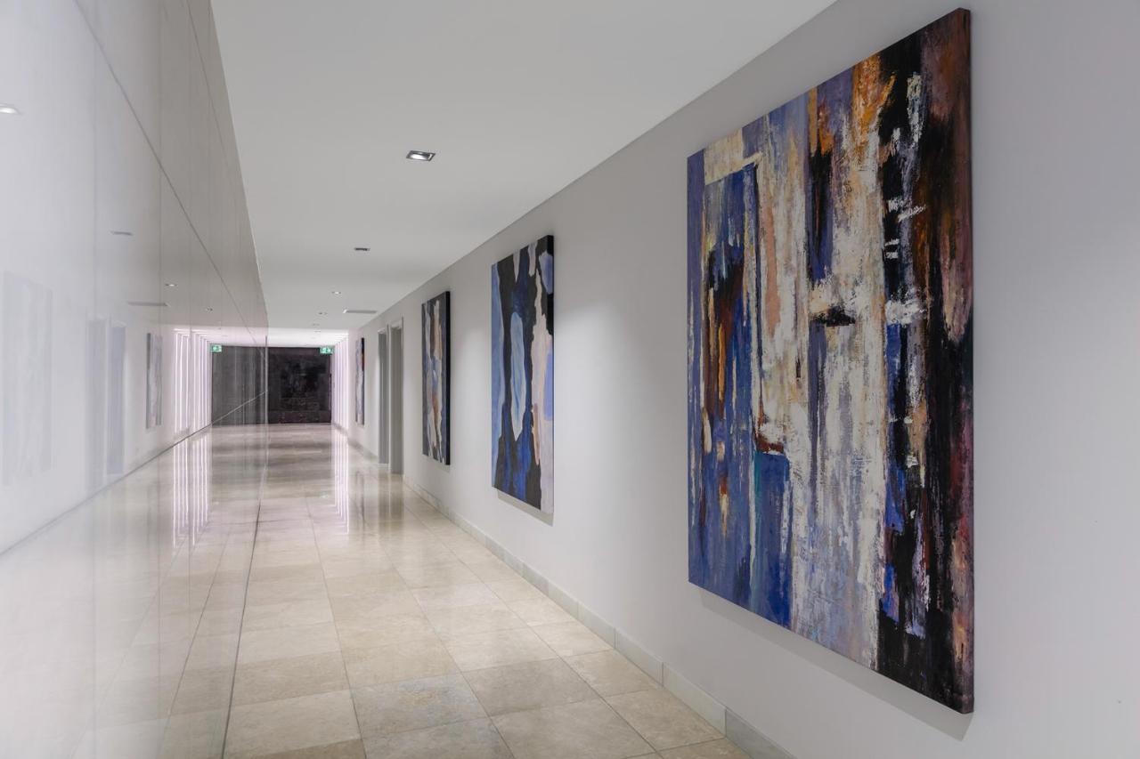 סידני Meriton Suites Mascot Central מראה חיצוני תמונה The interior of the gallery
